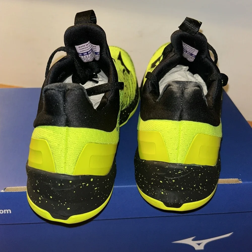 Mizuno men green
